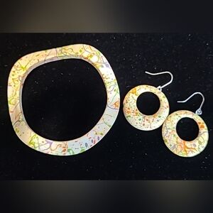 Vintage 1980s Splatter Paint Jewelry Set Wavy Bangle Bracelet And Earrings Retro